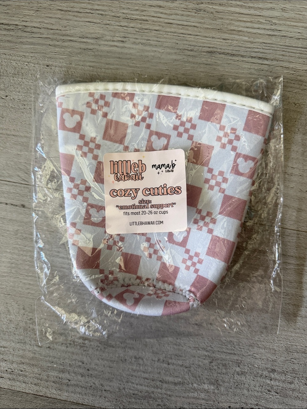 Cozy Cuties Cup Sleeve — Pink Checker